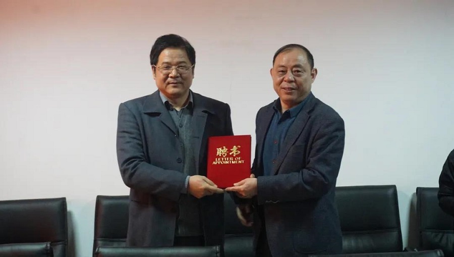 我省首家法治当局研究机构在洛阳成立